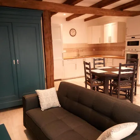 Holiday home De Charme Les Buissonnets Plesder